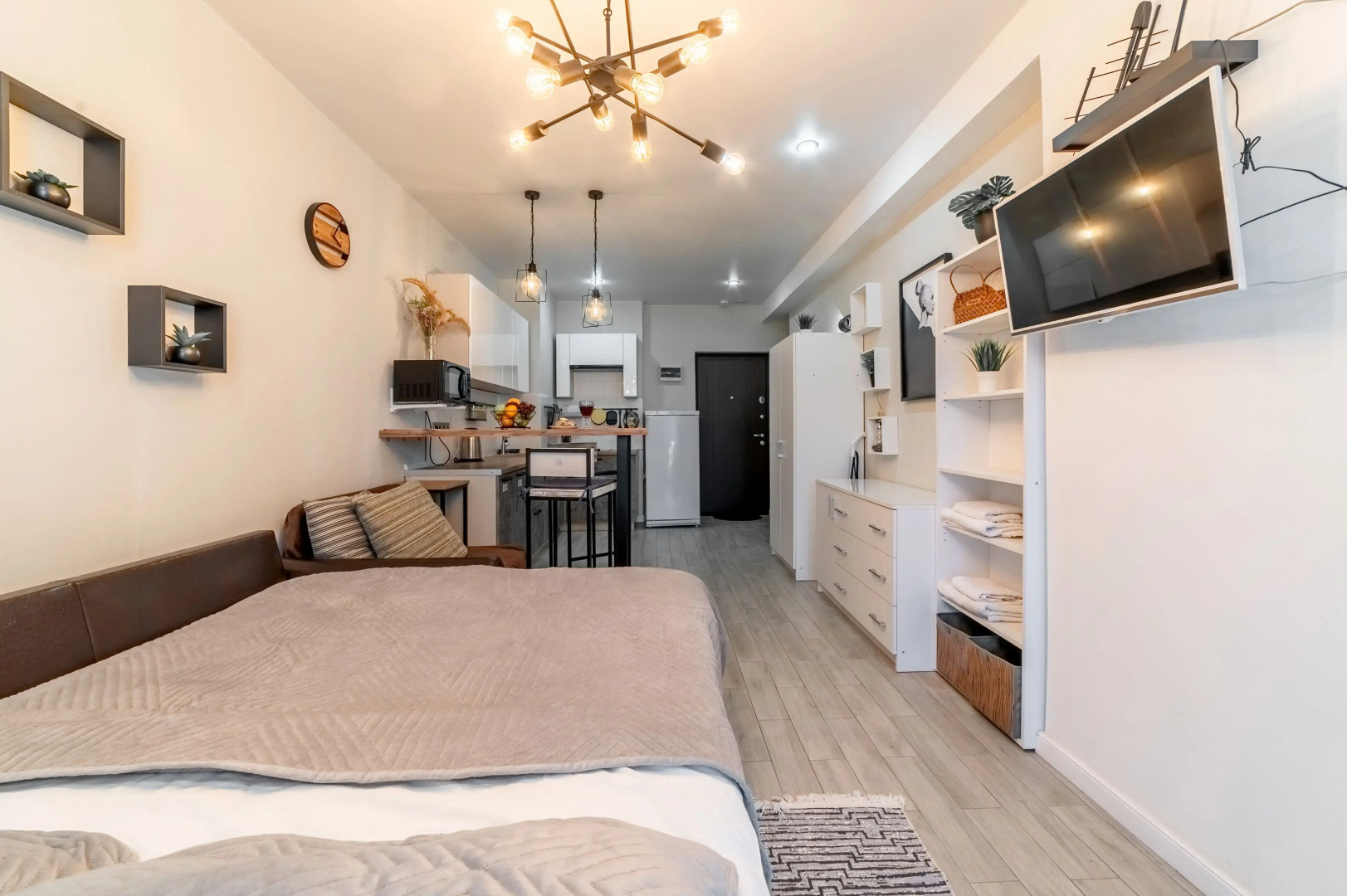 Апартаменты Sun city apartments ЖК Сокол с балконом