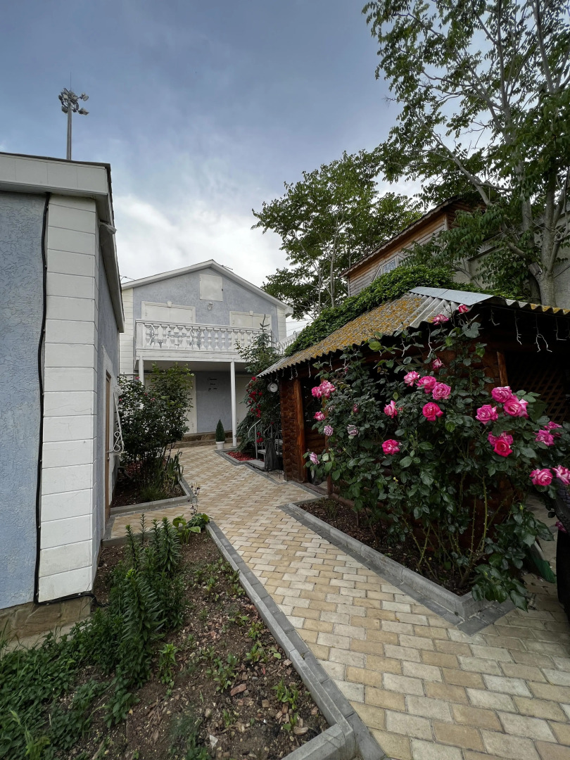 Rajskij Ugolok Guest House