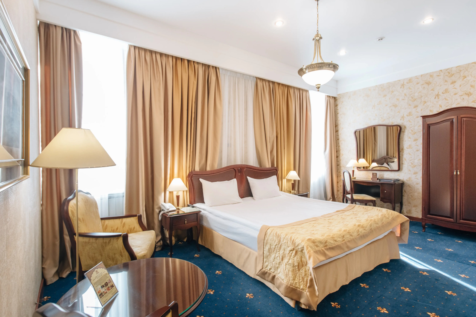 Гостиница Солнце