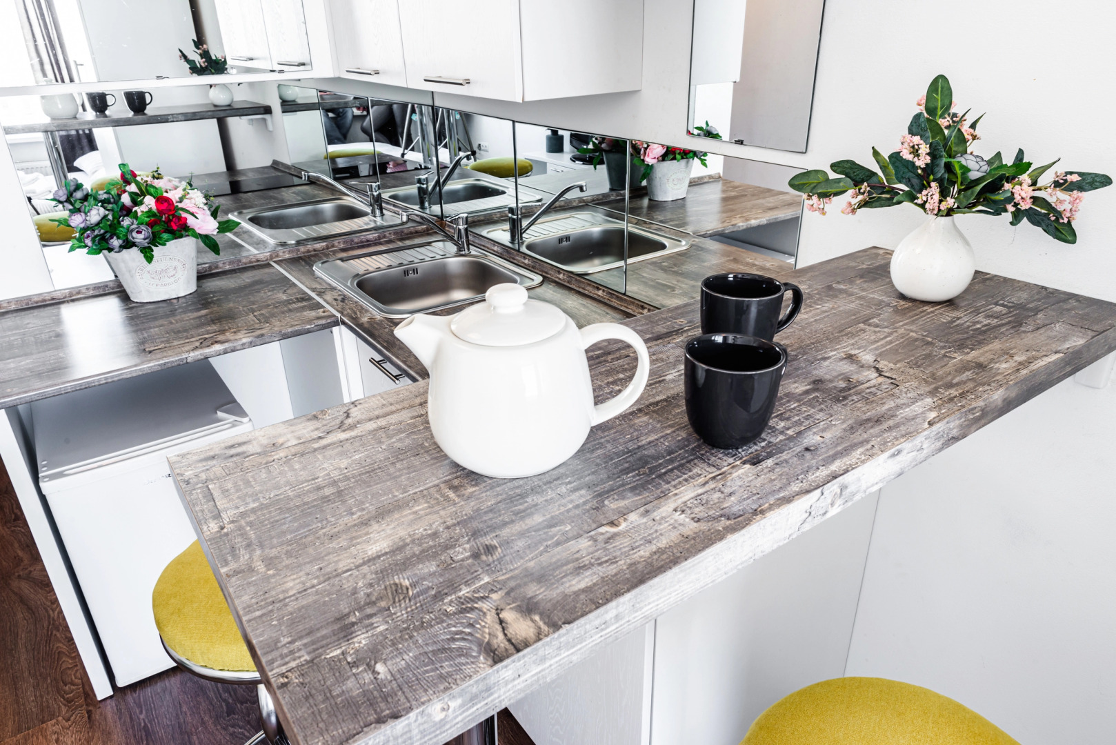 Апартаменты ApartHause с красивым видом и бесконтактным заездом