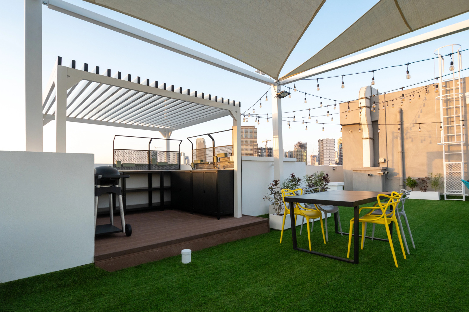 Апарт-отель Izzzi Life Mint