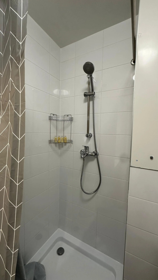 Апартаменты Истоман Студия вид на пруд