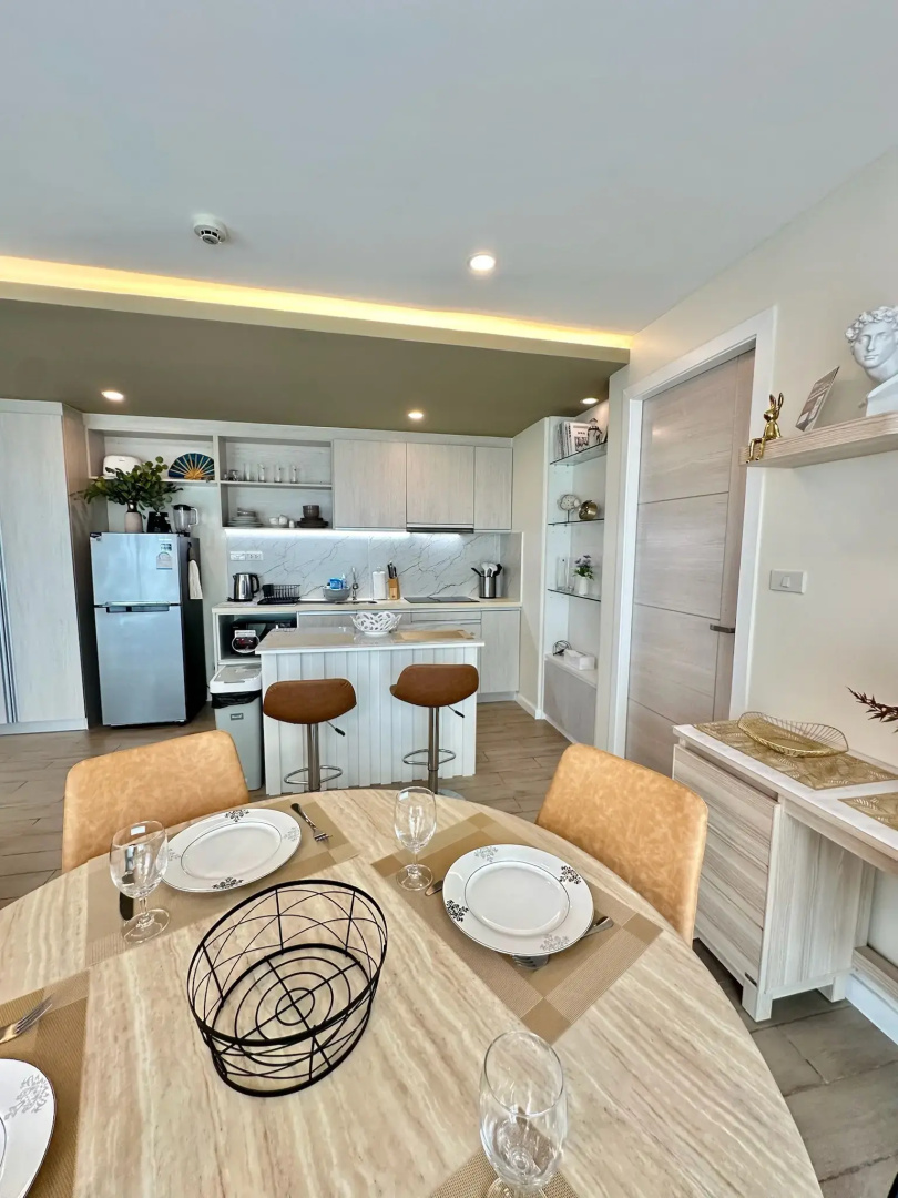 Апартаменты  Seven Seas 2 Bedroom - Spacious Two Bedroom Apartment In Jomtien Area