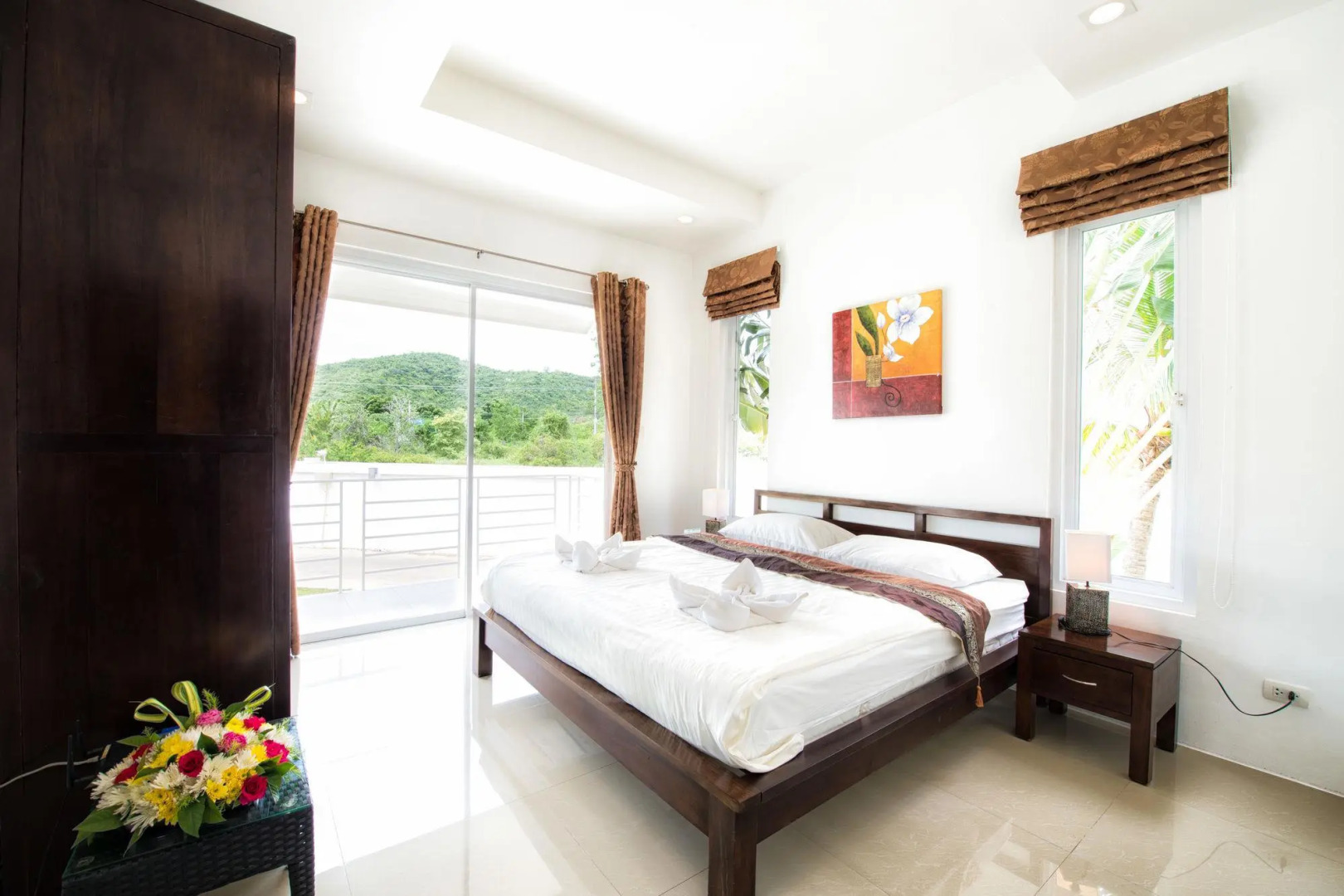 Отель The Oriental Beach Pearl