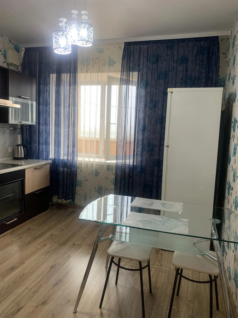 Прекрасная квартира на молодежной 28 рядом с центром