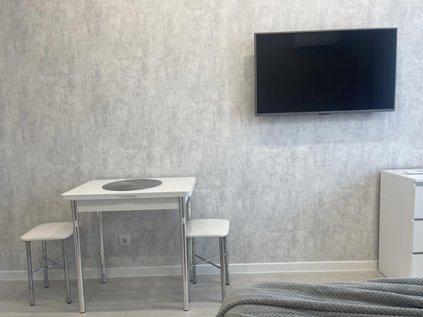 Апартаменты Du Soleil Grey&White с Видом на Море