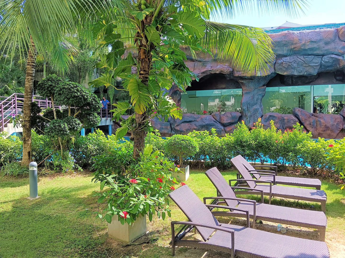 Апартаменты Laguna Beach Resort 3 The Maldives