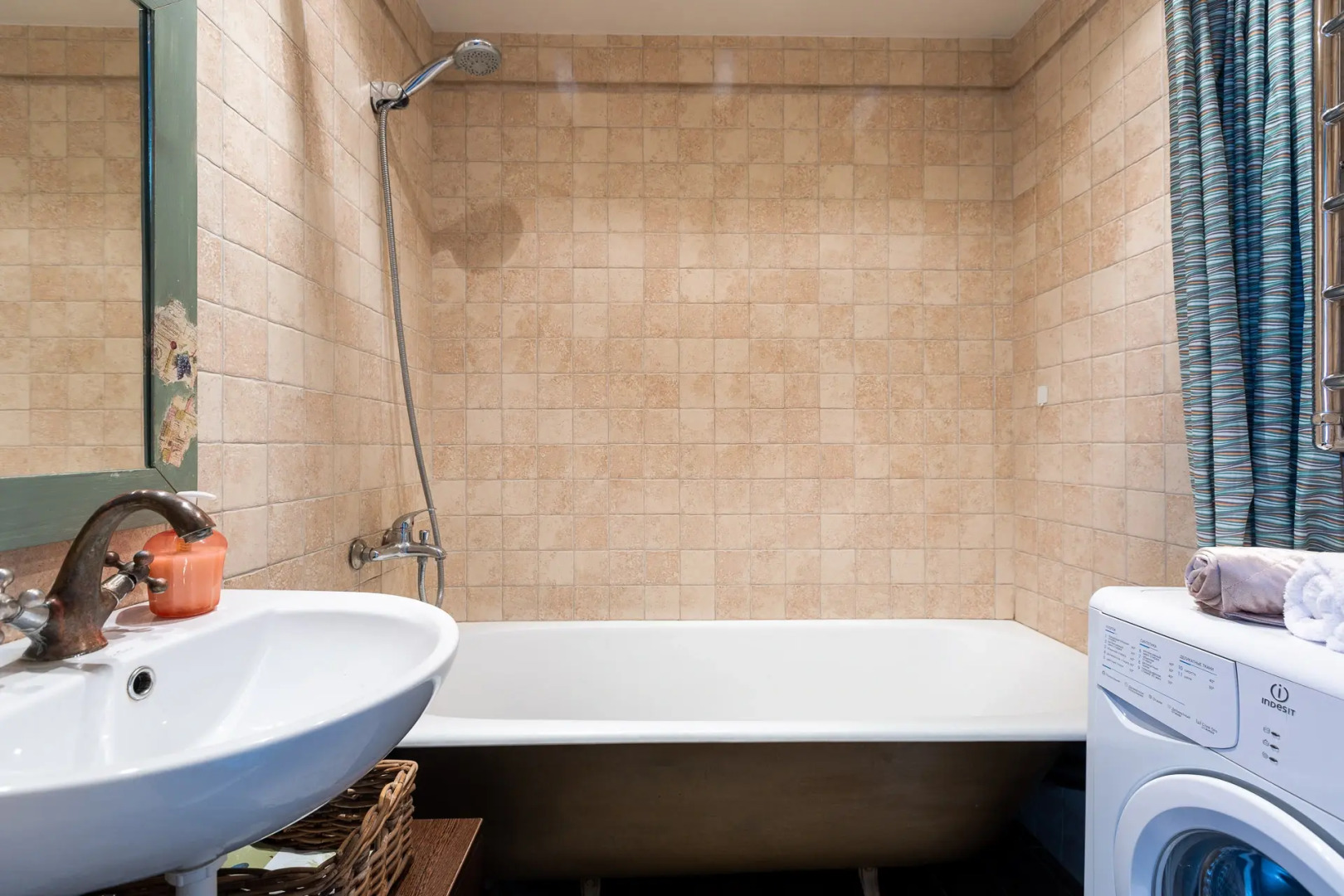 Апартаменты Немига 8