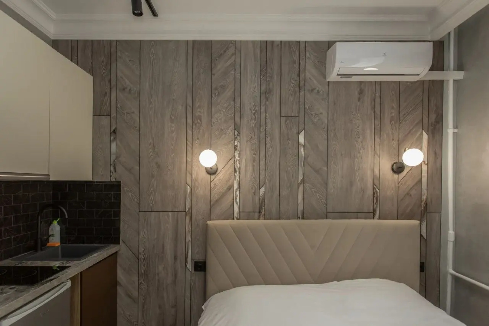 Апартаменты Light Beige у метро Окружная