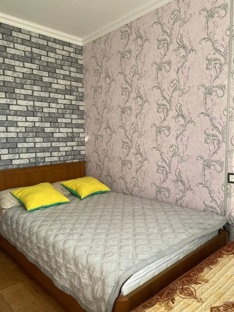 Апартаменты с 2 комнатами в Октябрьском районе (КВАРТИРА51)