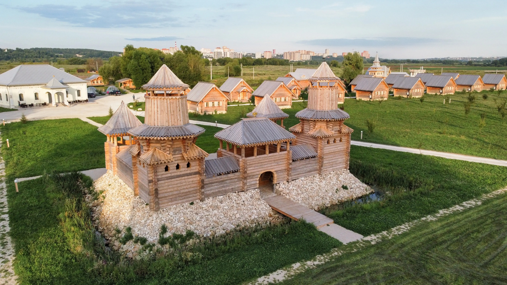 Отель Остров Царская Усадьба