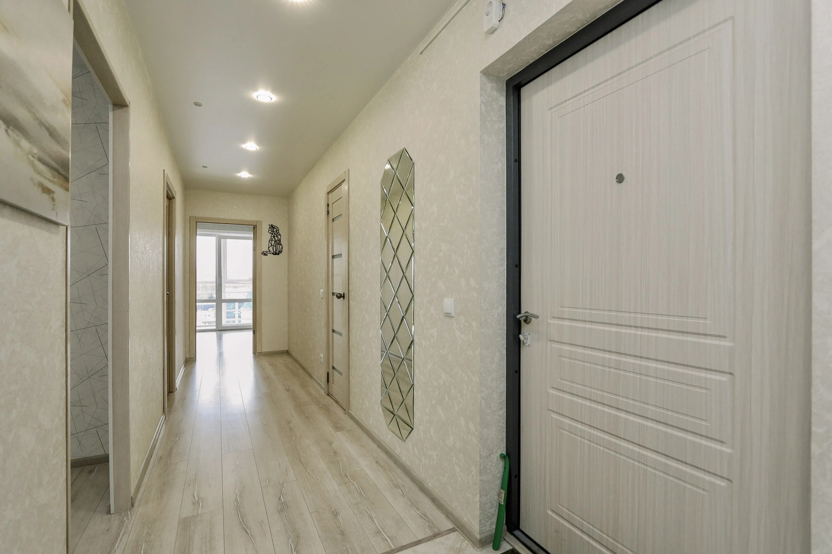 Двухкомнатные Апартаменты Просторный Рай