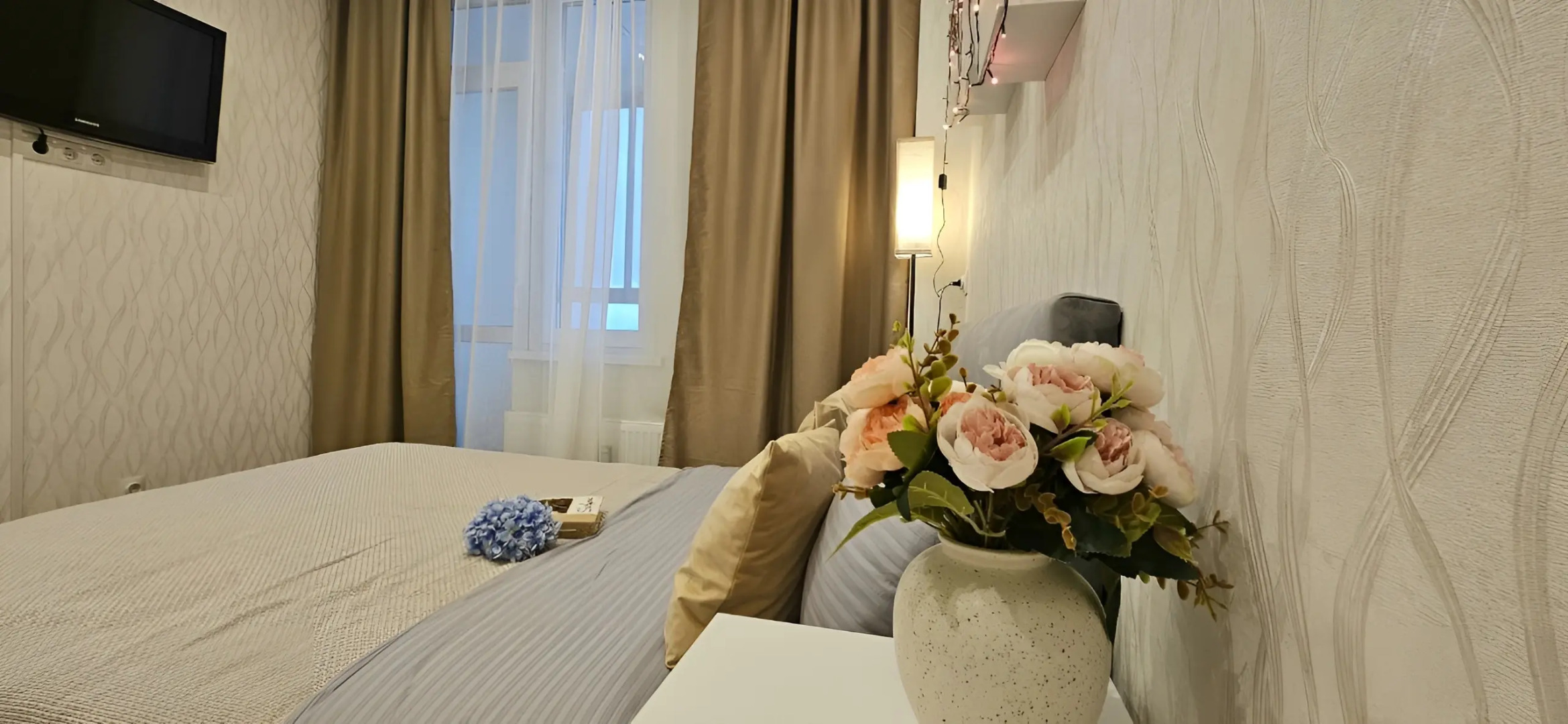 Квартира Апартаменты White Lodging