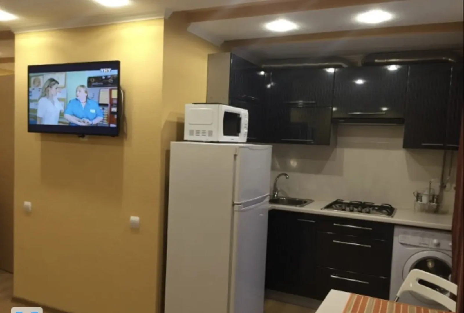 Квартира Двухкомнатная. Коммунистический 81