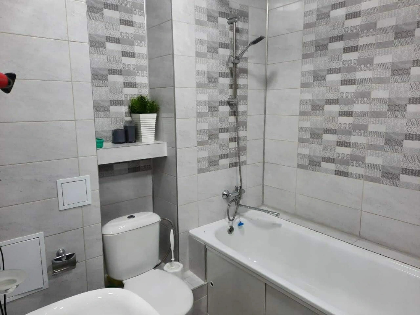 Улучшенные двухкомнатные апартаменты в центре