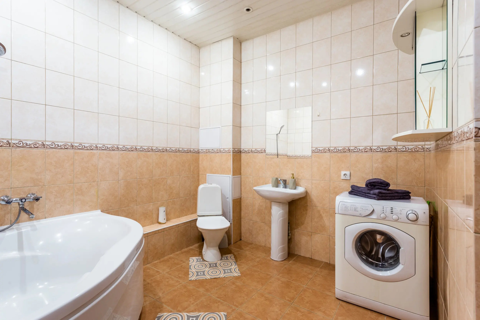 Квартира Улучшенный Апарт на Красной Звезды