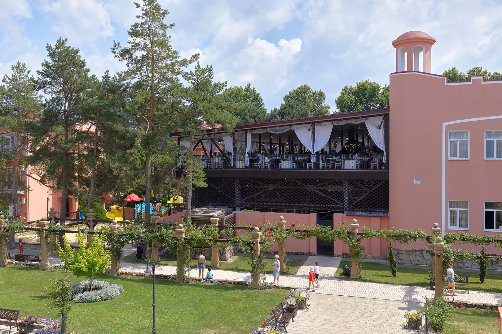 Курортный отель Alean Family Riviera