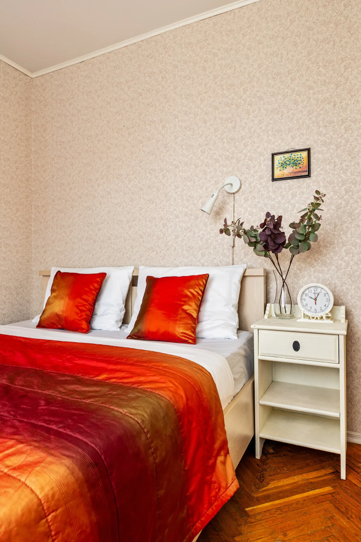 Квартира Двухкомнатная MaxRealty 24