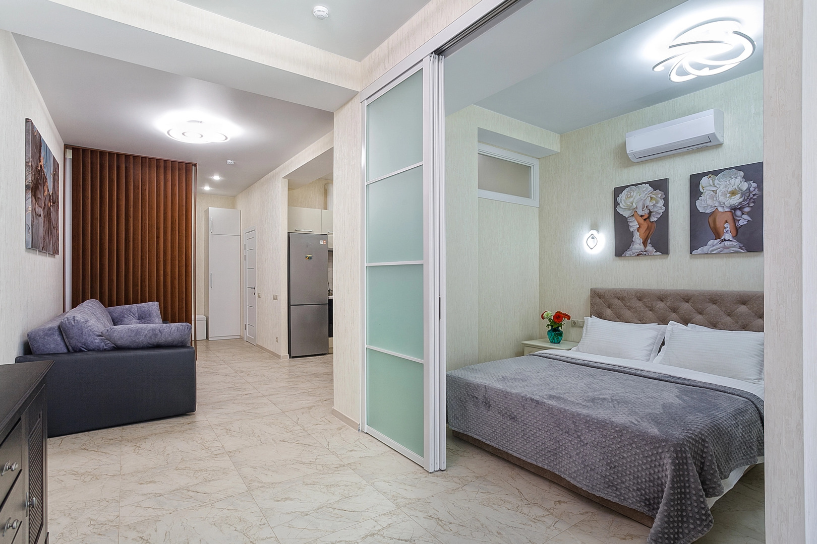 Апартаменты Зазеркалье Приморский Парк Ялта