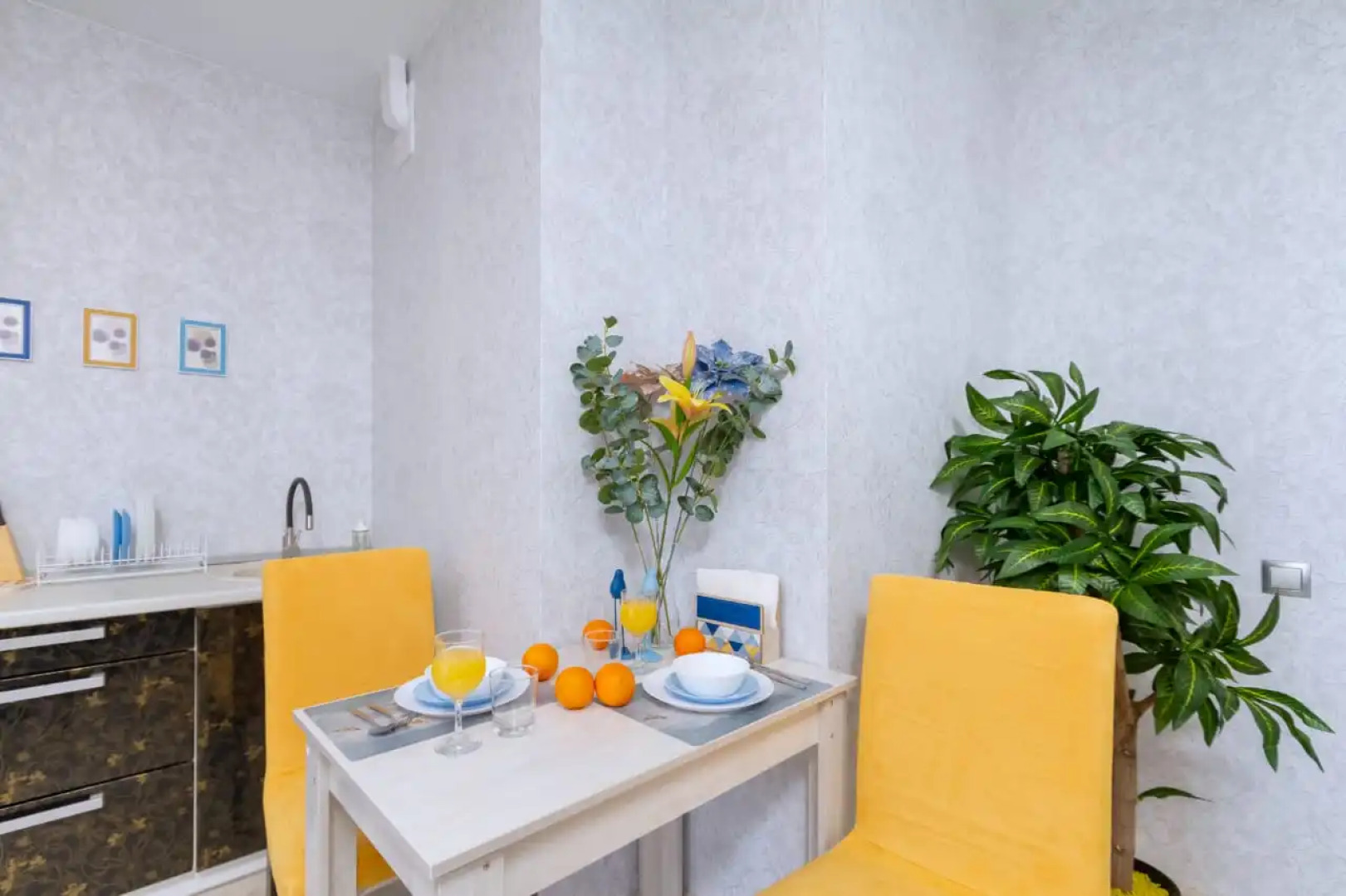 Апартаменты ЖД Вокзал Учебный центр Аквапарк Центр Города Ленина Вокзальная магистраль Правый берег