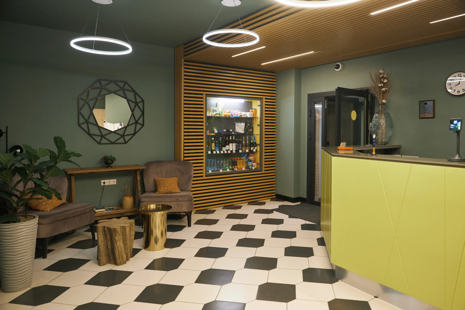 Отель Загородный Freezone Inn