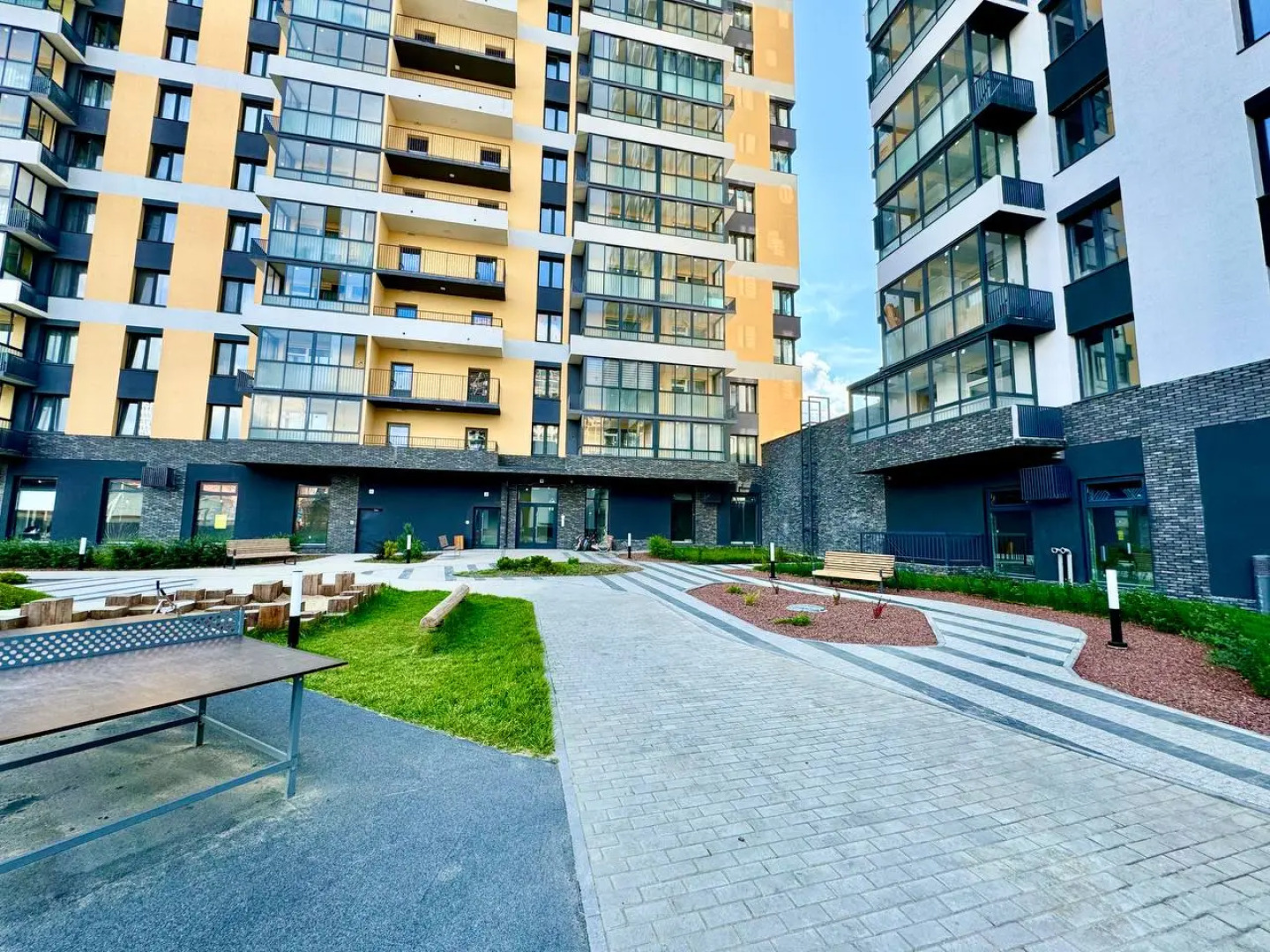 Апартаменты ВыДома в самом центре города ЖК City Life