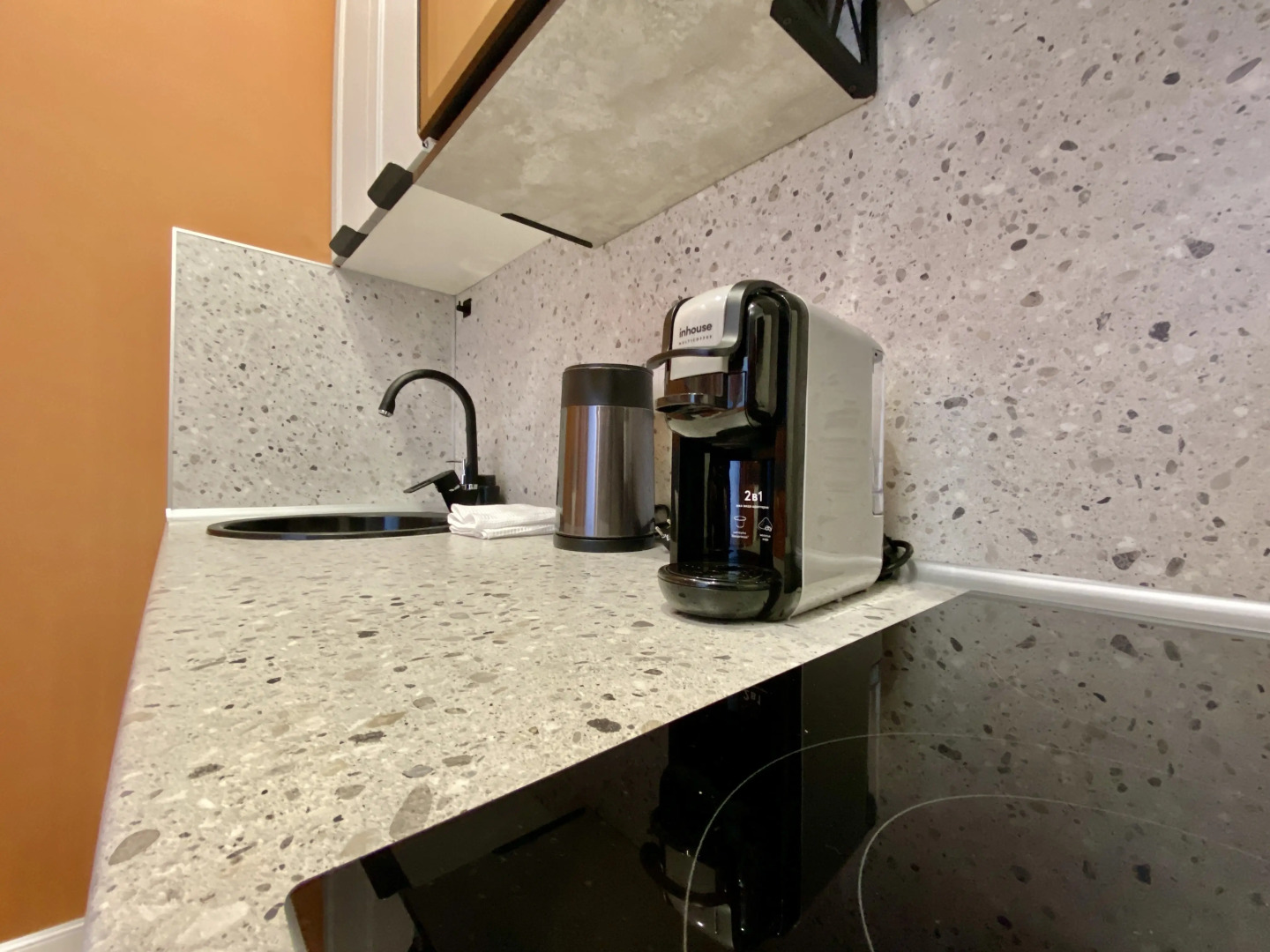 Квартира Дизайнерская студия на двоих