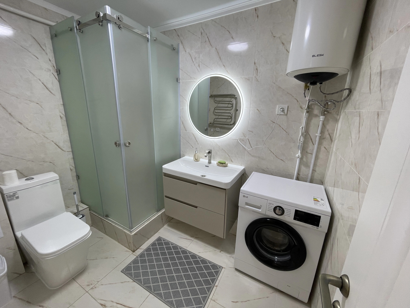 Однокомнатная квартира в центре города Бишкек