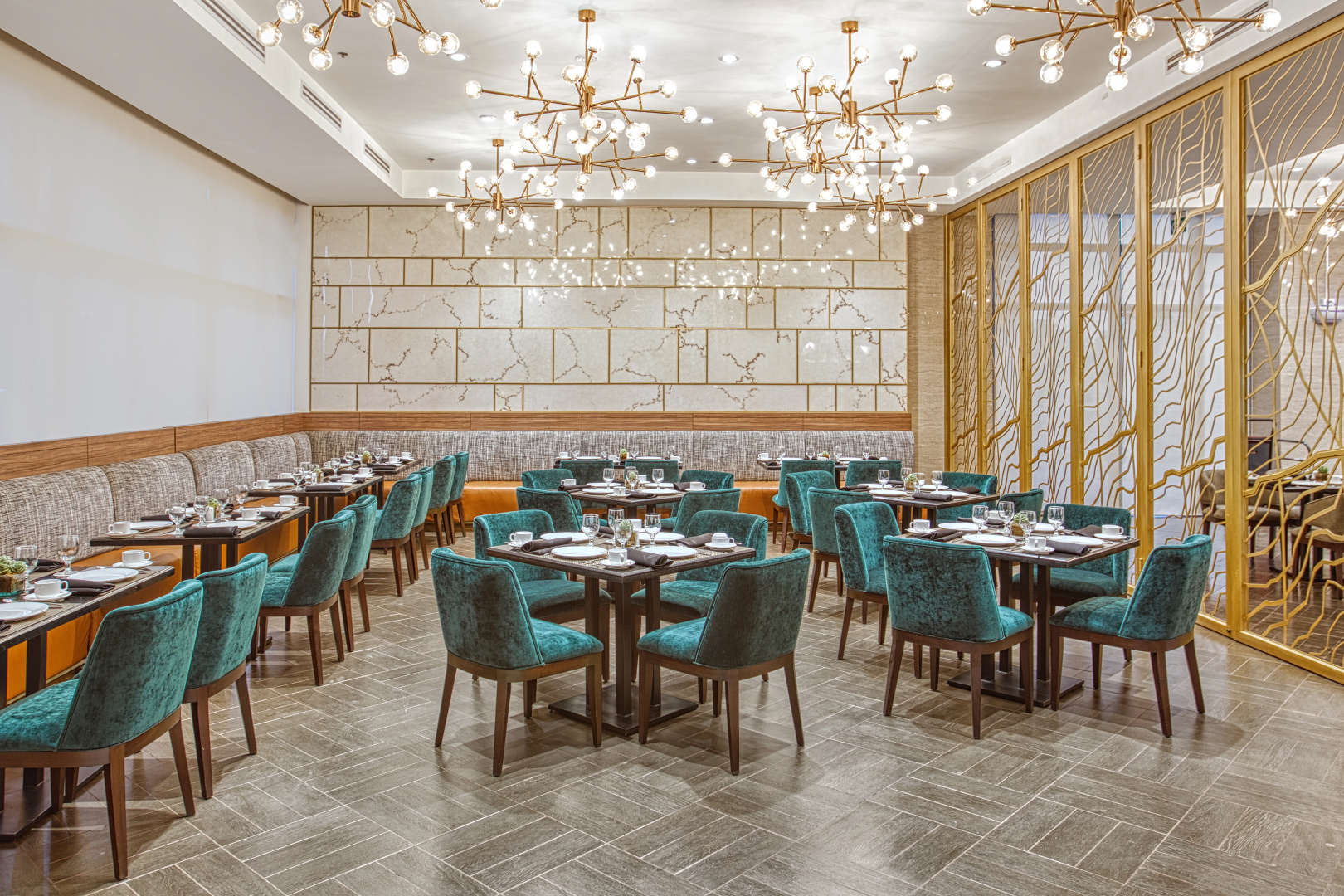 Отель Kingsford Hotel Manila