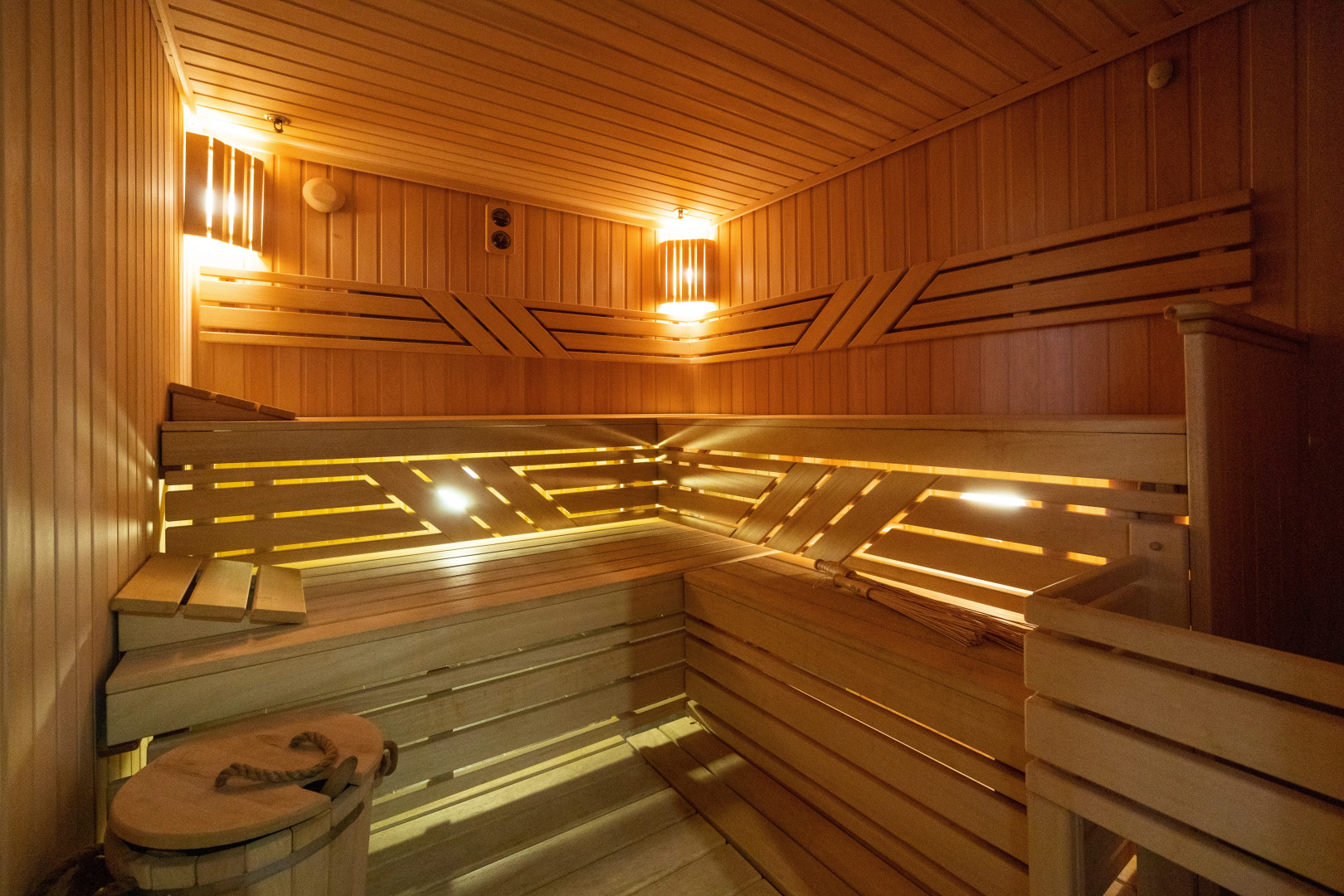 Мини-Отель Алпина-Авиа