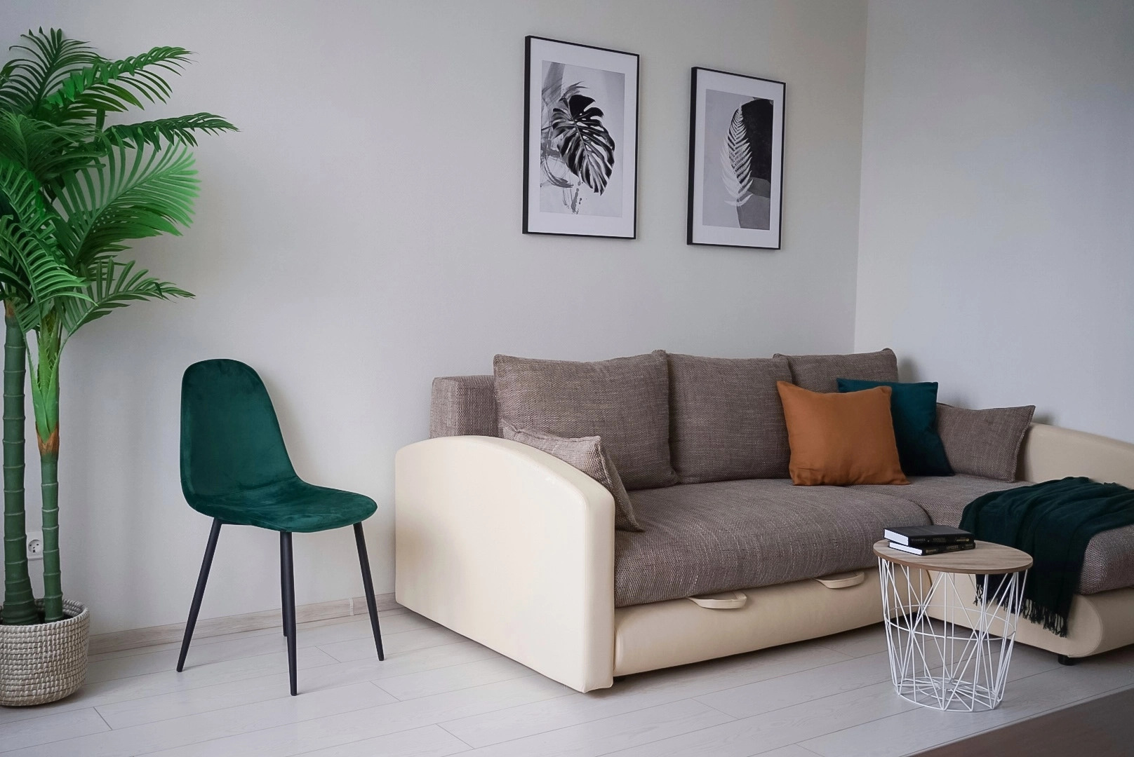 Квартира двухкомнатная семейная Apartic с PlayStation 4