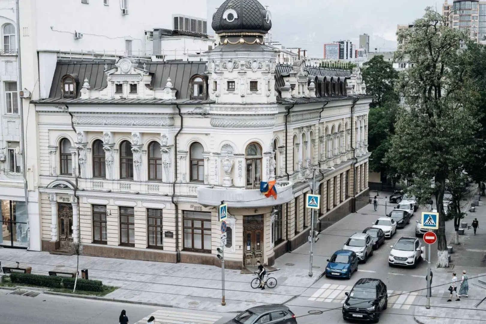 Апартаменты Сталинская трёшка Халтуринский