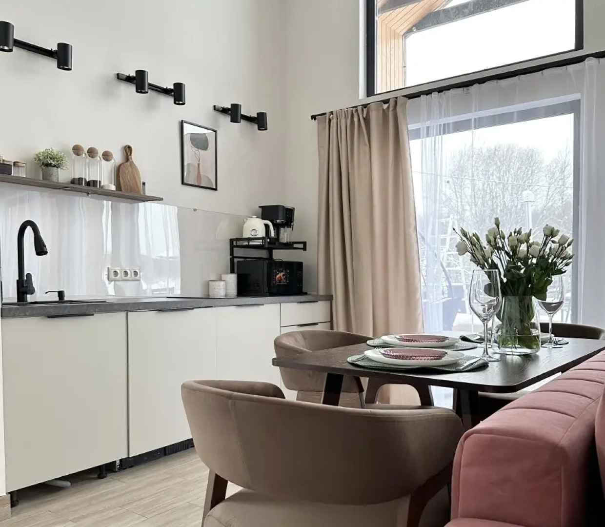 Частный Дом Барнхаус №3 с дровяной баней и горячим чаном на 7 человек