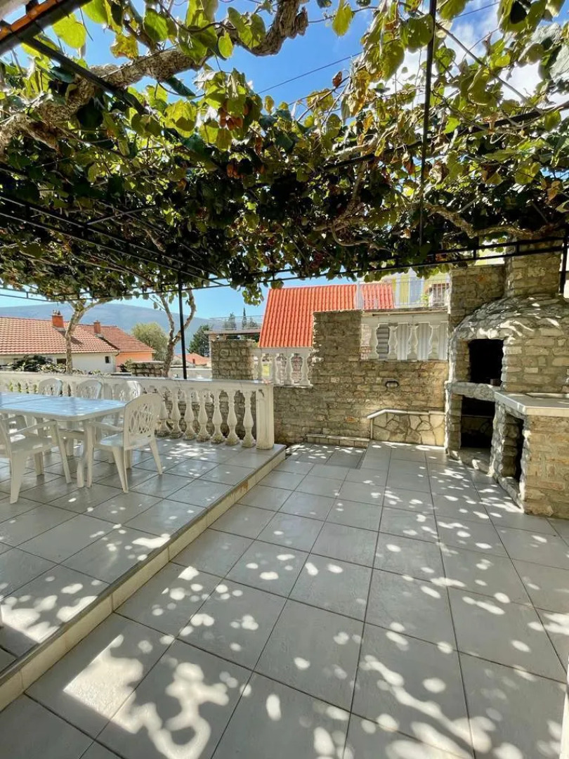 Апарт-отель Family House with pool & sea view