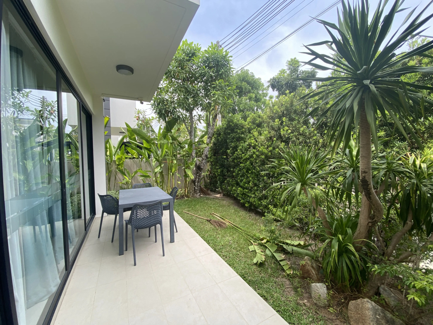 Вилла с бассейном и фитнес-залом 4 спальни рядом с пляжем Банг Тао LP-65/168