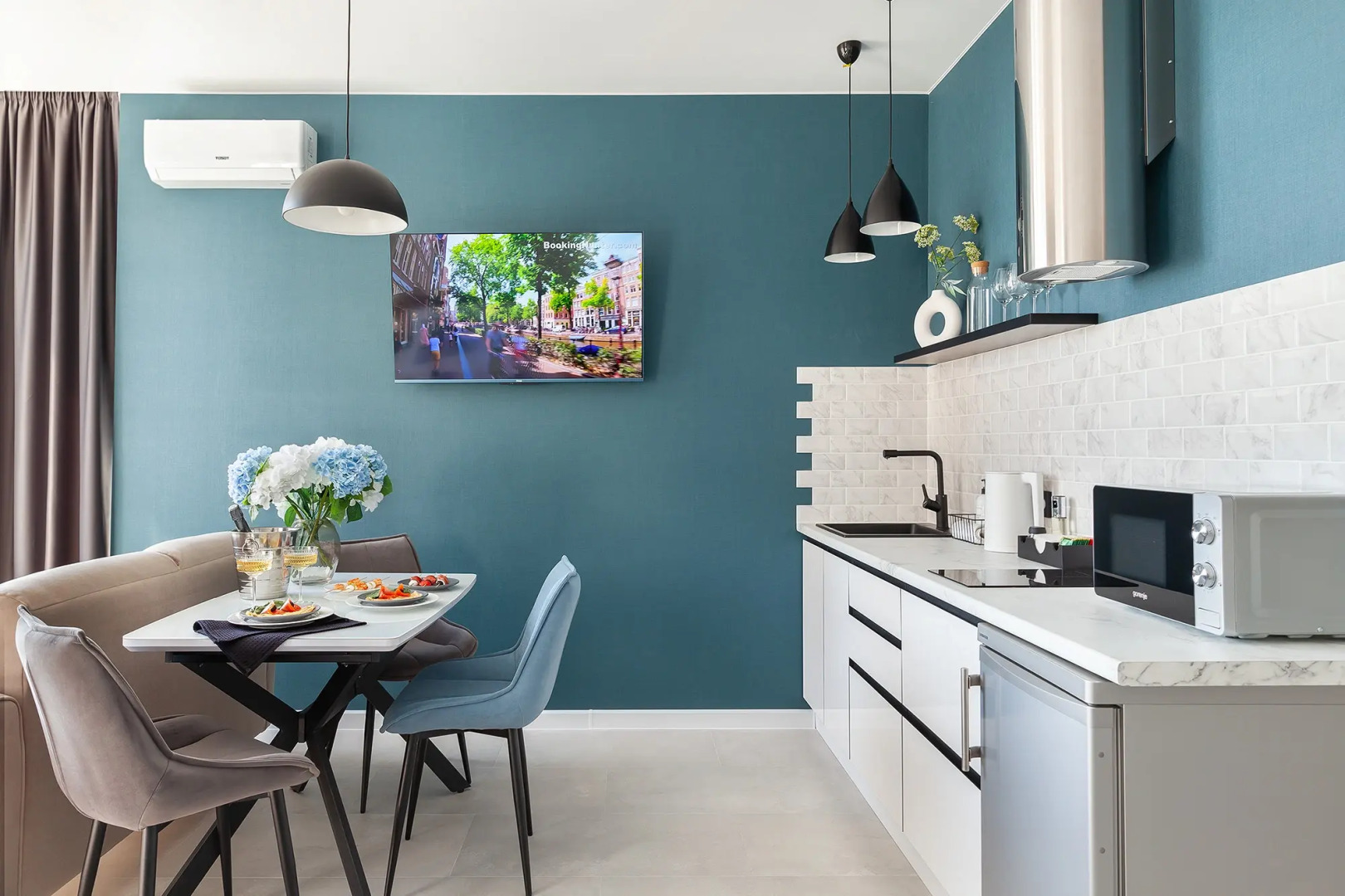 Апартаменты VISITNOVOROSSIYSK на ул. Шевченко 22