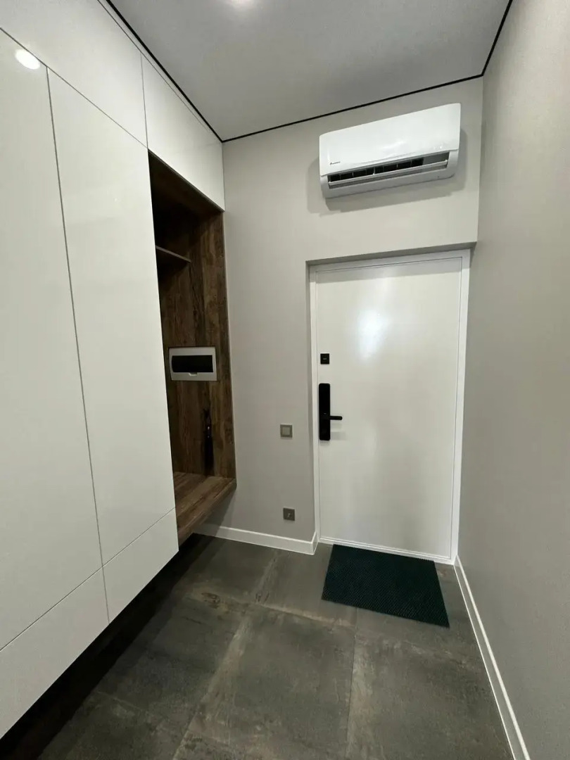 Квартира уютная в центре города с видом на море