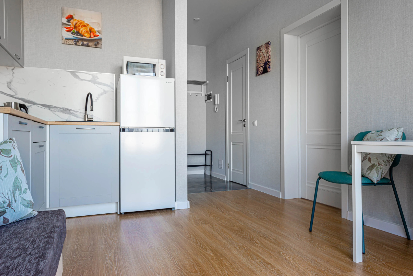 Евродвухкомнатные Апартаменты на Стачек 62