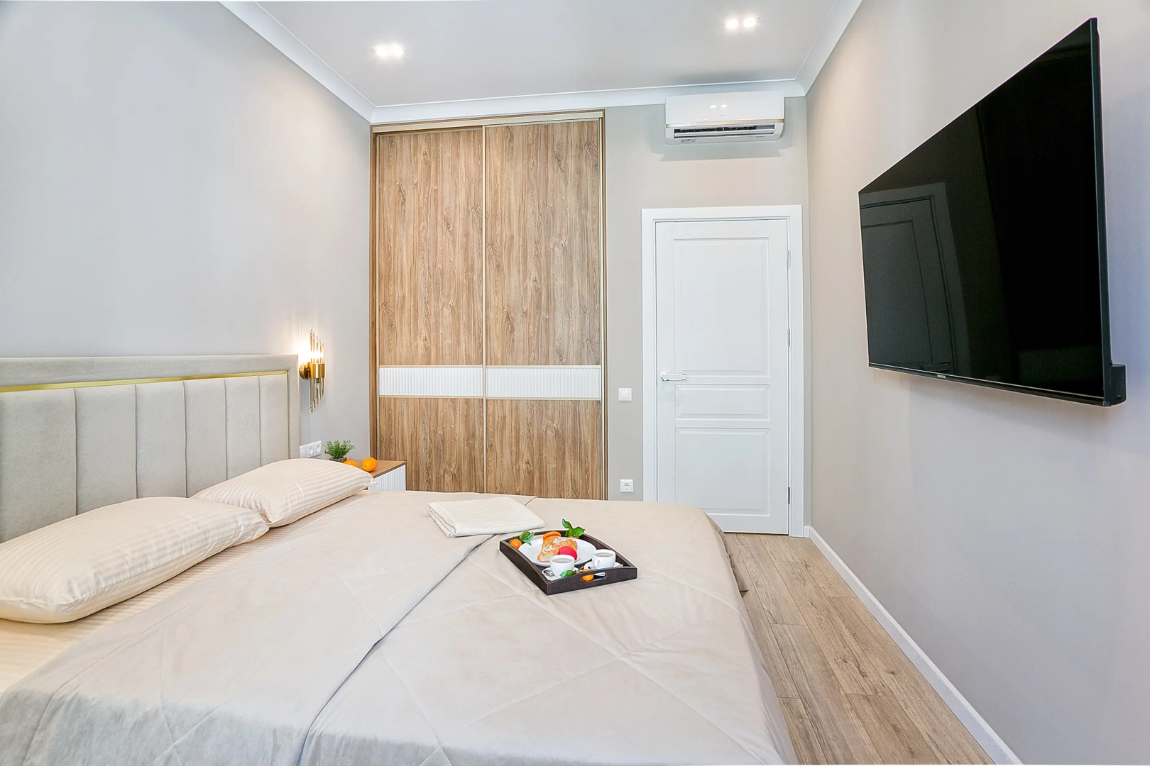 Апартаменты Дражинского скай плаза интурист