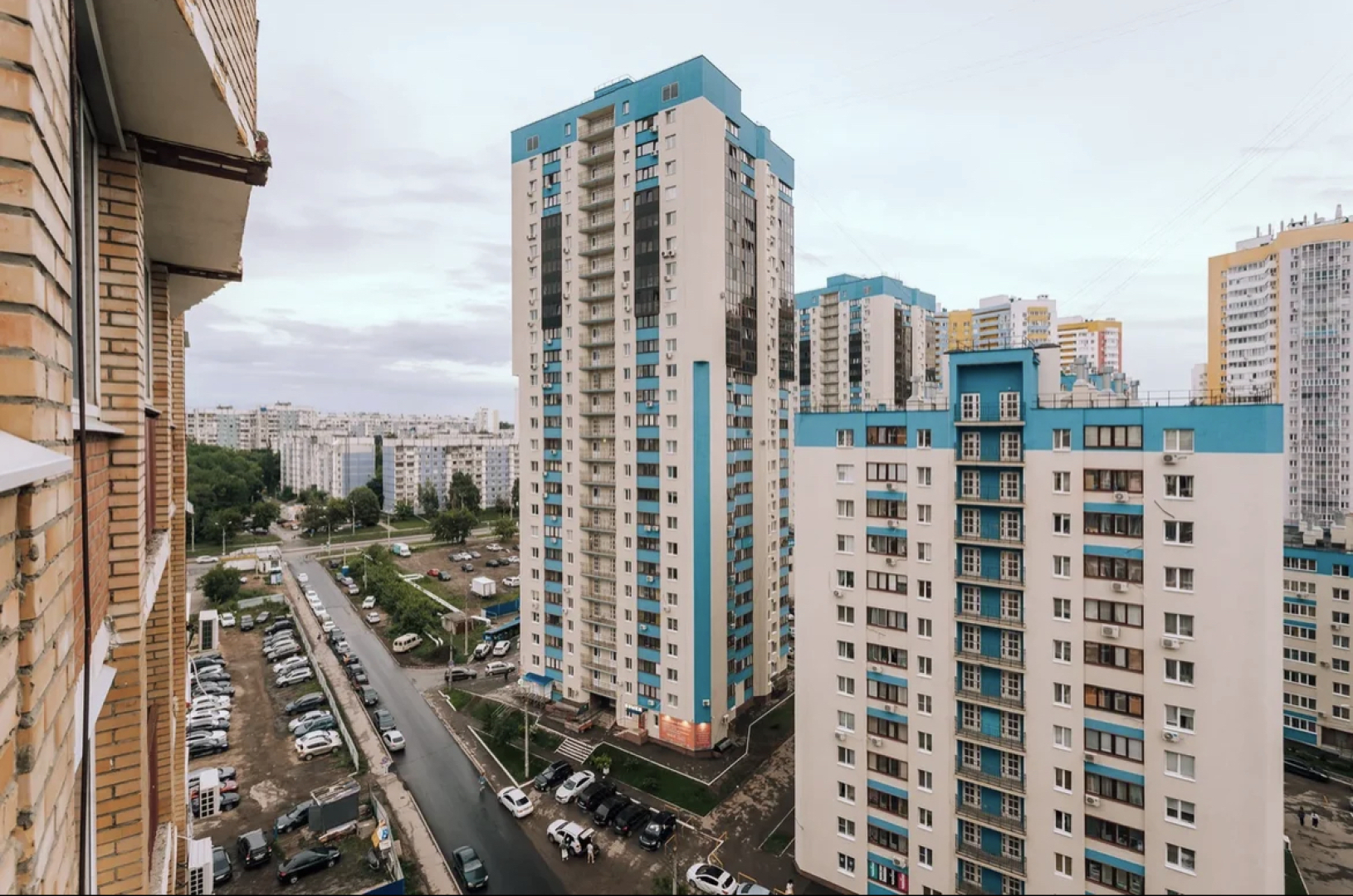 Уютные Апартаменты с Видом на реку Волгу (ул. 5 просека д.101)