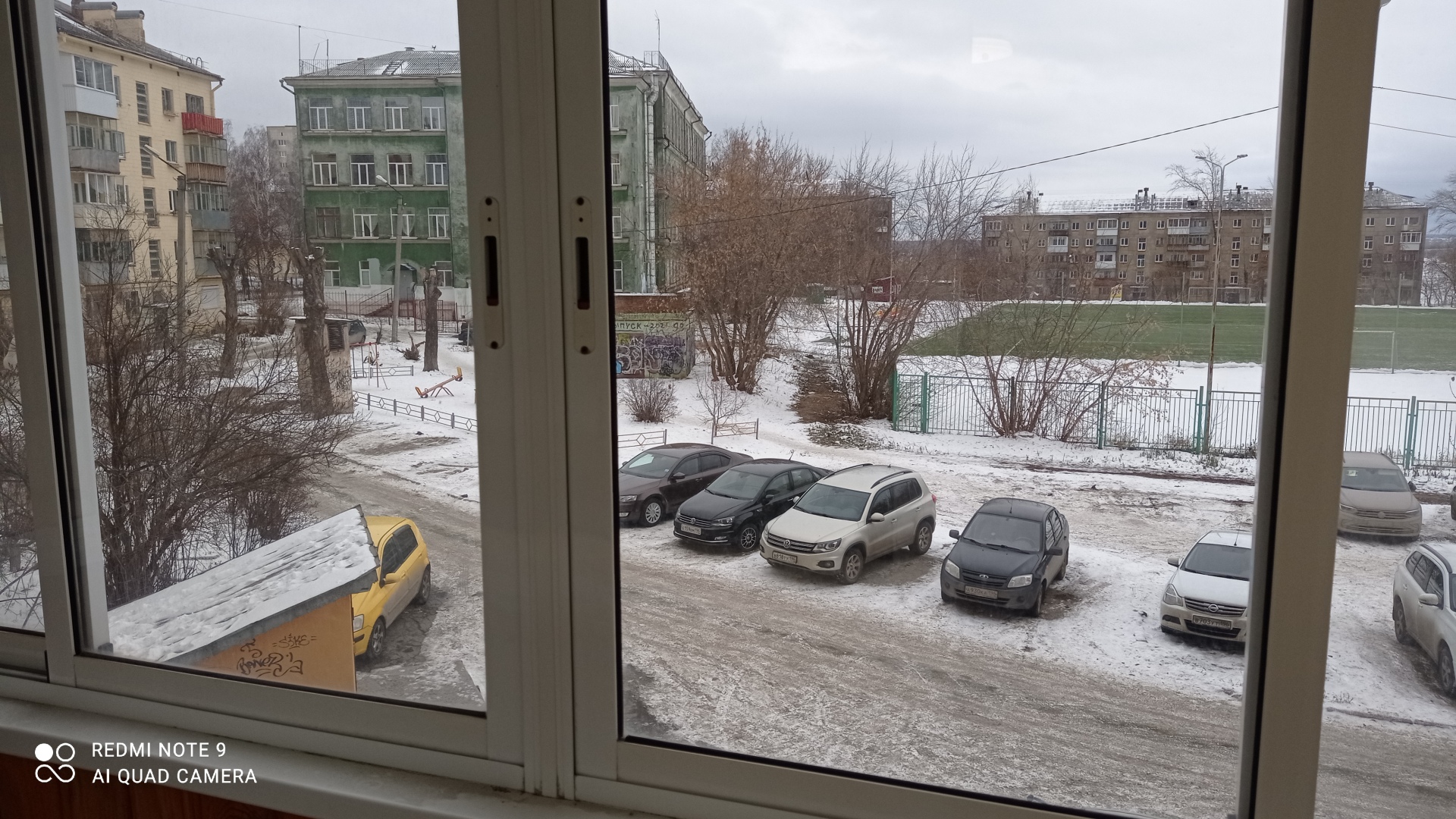 Апартаменты LOYAL'ь Строителей 17