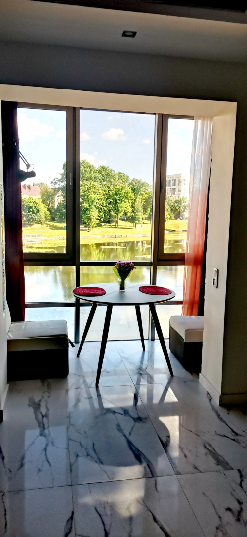 Апартаменты с видом на Верхнее озеро