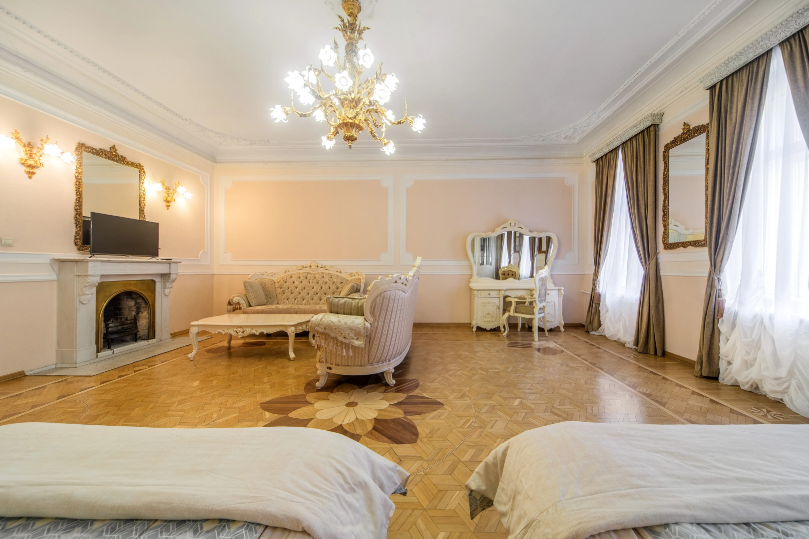 Квартира на Рубинштейна 4