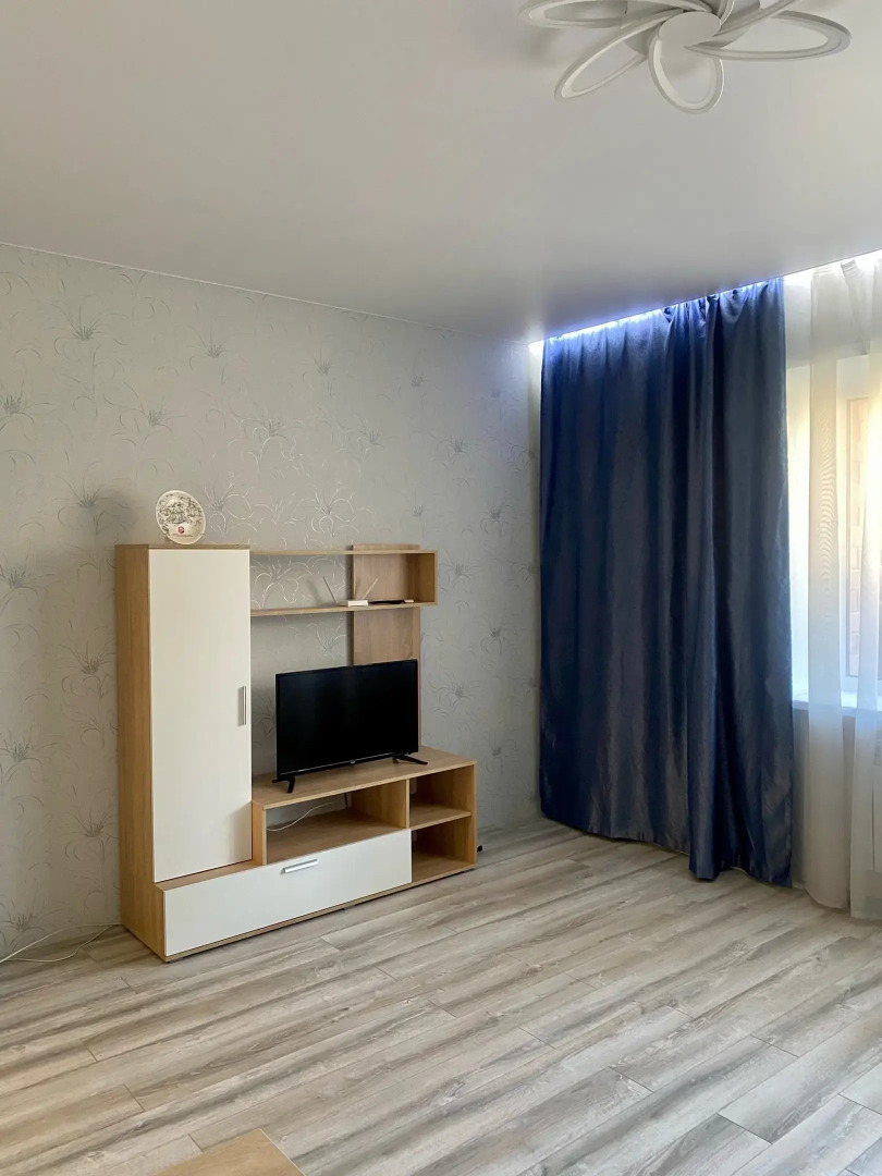 Апартаменты 2-комнатные с закрытой территорией на Захарова 26