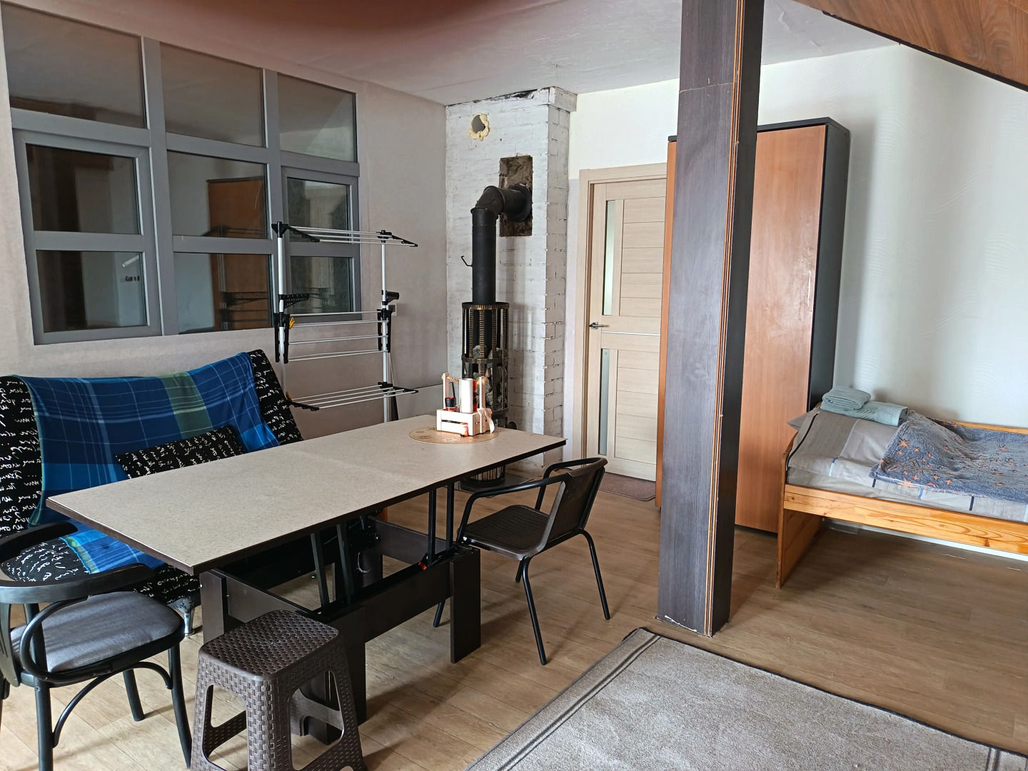 Частный дом Часть этажа или весь мансардный этаж частного дома