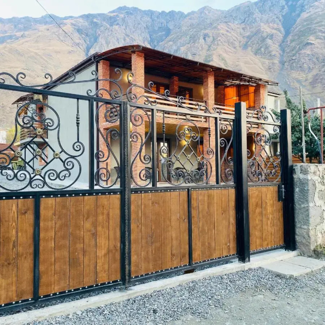 Отель Paradise Kazbegi