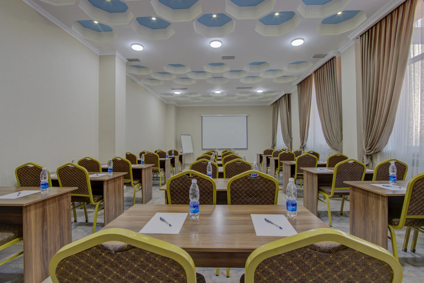 Отель Shah Palace