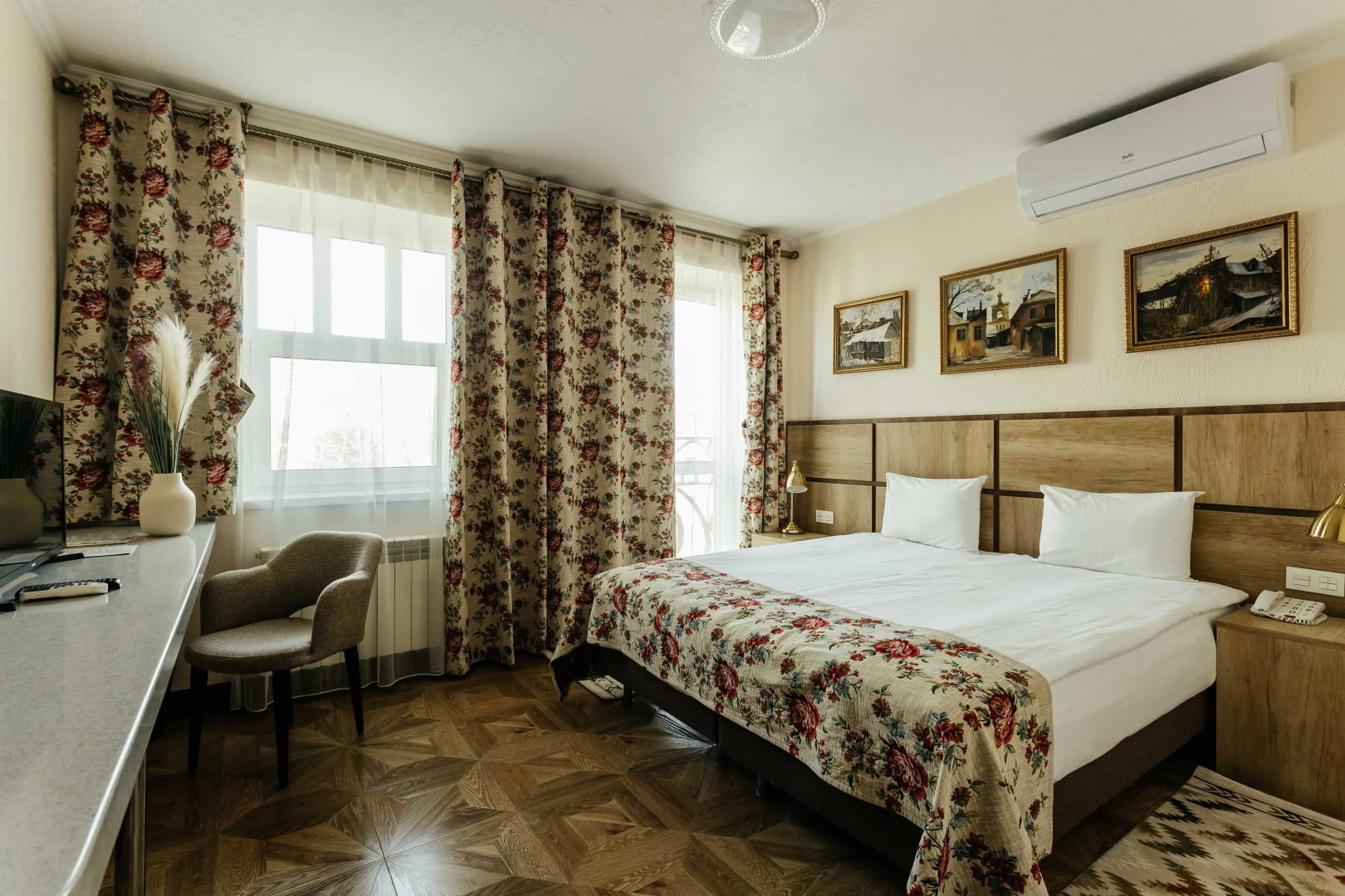 Отель Customs House Hotel & SPA
