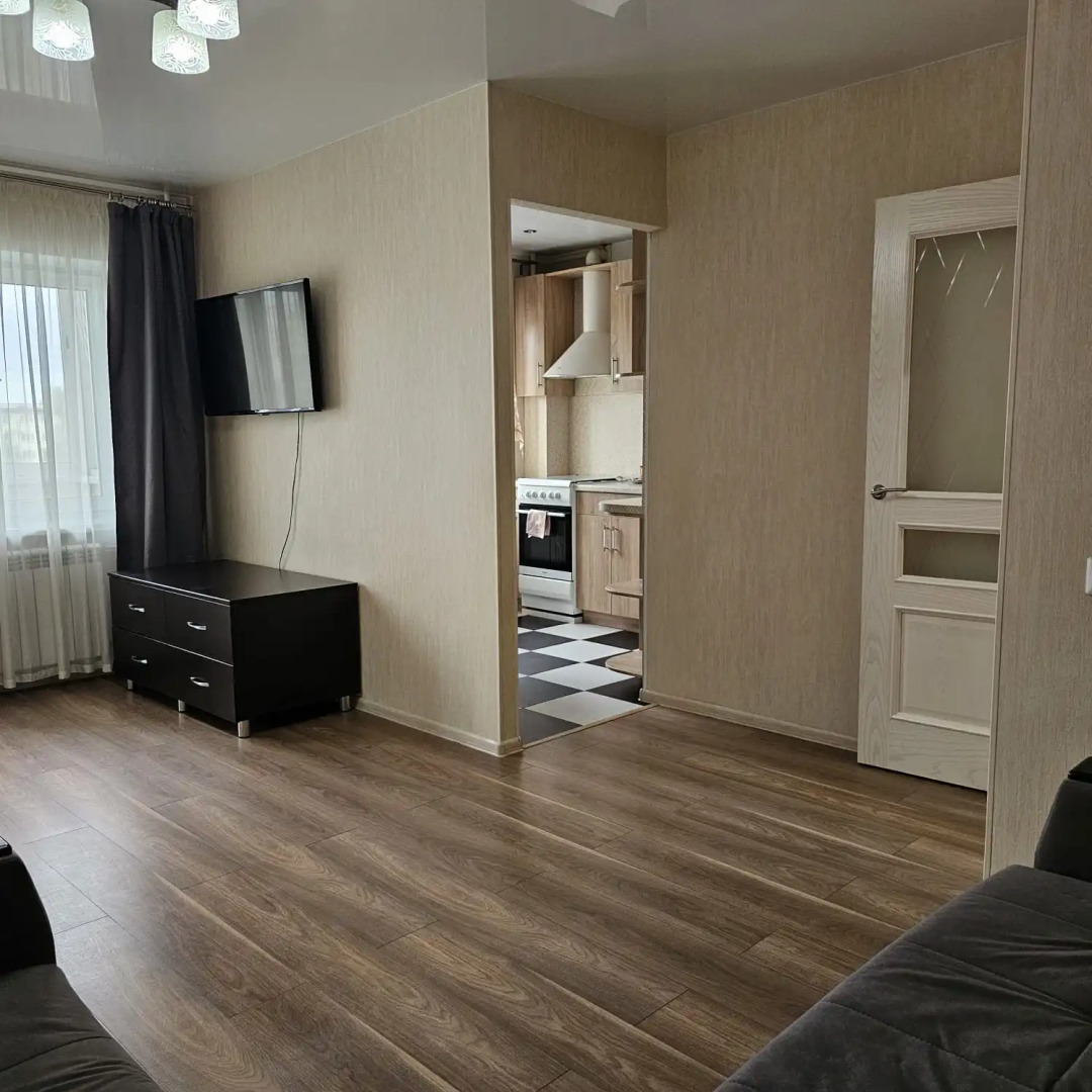 Квартира Уютная 2-х. комнатная квартира в самом центре города рядом с ПетрГУ