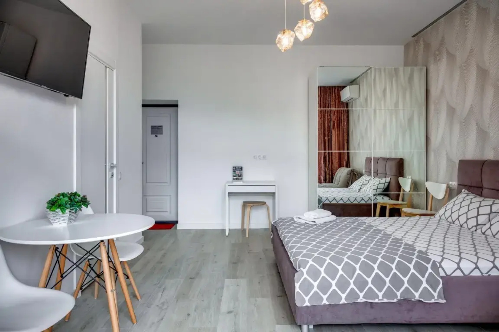 Квартира 7 на Мира